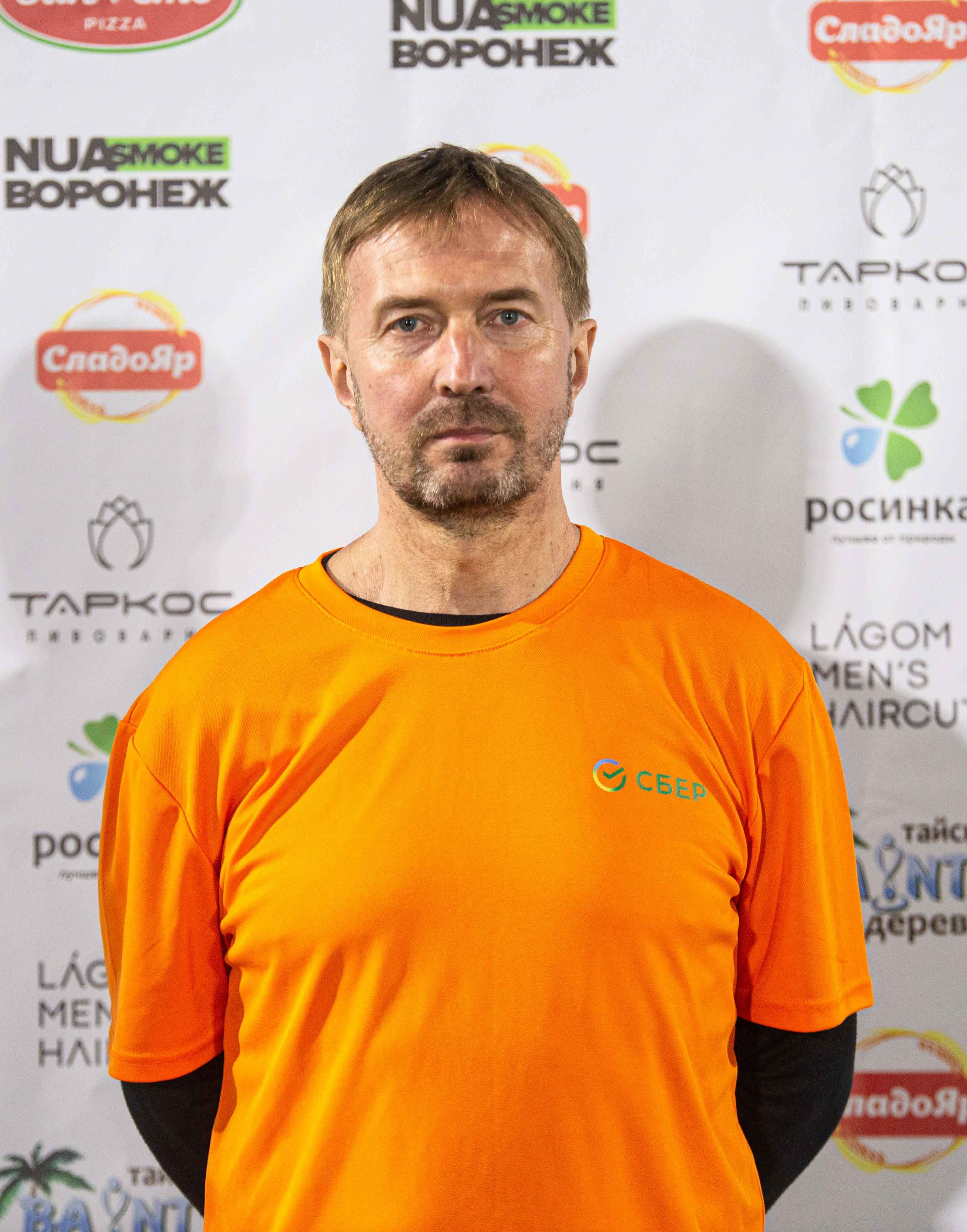 Юрий Хлопов